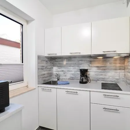 Haus Gisela Апартаменты Бюзум