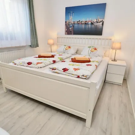 Haus Gisela Апартаменты *